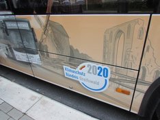 Citybus mit Klimaschutz-Aufschrift
